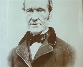 Antique Framed Photo Portrait Print	Frame: 23 x 20in	
