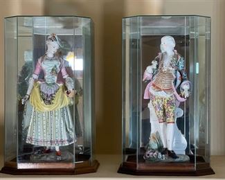 2pc Meissen Style Porcelain Statues Sculptures	18 x 6 x 6in	
