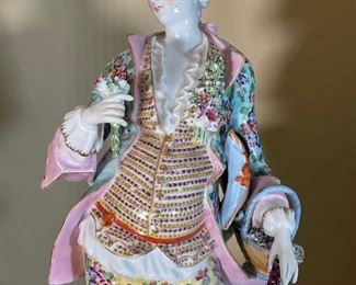 2pc Meissen Style Porcelain Statues Sculptures	18 x 6 x 6in	
