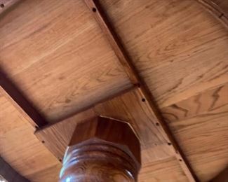 Antique Dining Table w/ 4 Mismatch Chairs	30in H x 48in  diameter	
