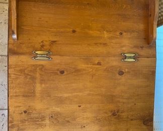 Antique Raise Top Schoolmaster Desk	35 x 28 x 28 in	HxWxD
