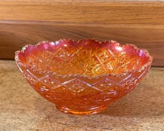 Imperial Marigold Carnival Glass  Berry Bowl	3x8in Diameter	
