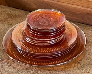Lot of 14 Carnival Glass Plates	14 plates	
