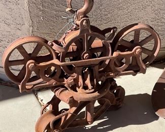 Antique Cast Iron Barn/Hay Pulley	21 x 22 x 6.5in	HxWxD
