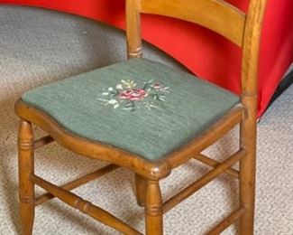 Needlepoint Chair antique	33 x 17 x 16 in	HxWxD
