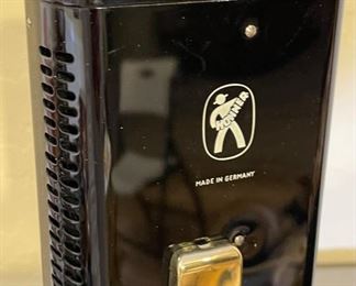 Hohner Melodica Piano Germany	2 x 20 x 5in	HxWxD
