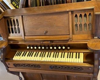Antique Ab Chase Pump Organ		
