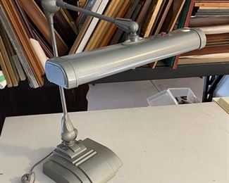 FLEXO Floating Fixture Art Specialty Co. Art Deco drafting desk task light	N/a	
