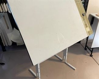 Articulating Drafting table	30.5 x 48 x 30	HxWxD
