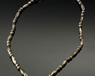 Native American Silver Beaded Necklace	22in Long	
