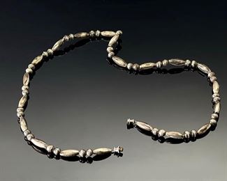 Native American Silver Beaded Necklace	22in Long	
