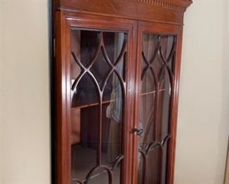#1 Vintage Federal Style Corner Cabinet Display Cabinet	74x33x23in	HxWxD
