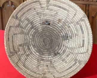 Antique Primitive Papago/Pima Tray Basket Native American Tohono O'odham	3x15.25 in diameter	
