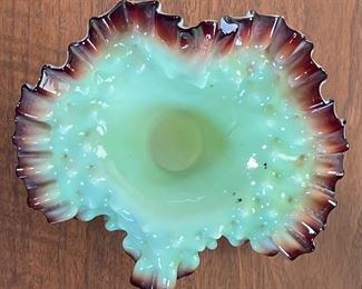 Antique Art Glass Jack in the Pulpit Vase Green/Reddish Brown	7.25x7x6in	HxWxD
