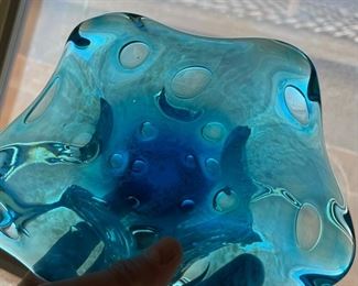Cluthra Art Glass Star Sculpture	2 x 9 x 9	
