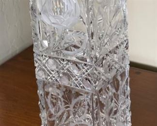 American Brilliant Cut Glass Square Vase Flower Butterfly	13.5 x 5 x 5 in	HxWxD
