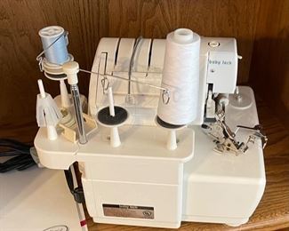 Eclipse Babylock BLE1 Serger Sewing Machine	14x14x12in	HxWxD
