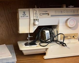 Singer 9002 Sewing Machine	14x17x9in	HxWxD
