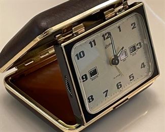 Linden Vintage Travel Alarm Clock	2.5 x 4 x 3in	HxWxD
