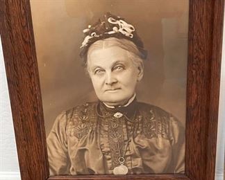 Antique Portrait Picture framed print	Frame: 27 x 22in	
