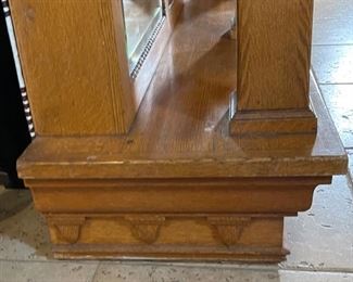 Huge Antique Oak Mirror Back Bar Counter	40. 5 x 87x 19in	HxWxD
