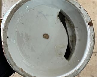 2pc Meissen Style Porcelain Statues Sculptures	18 x 6 x 6in	
