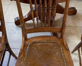 Antique Dining Table w/ 4 Mismatch Chairs	30in H x 48in  diameter	
