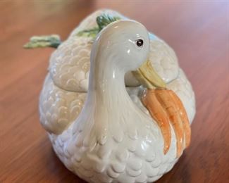 Ritz and Floyd Le Canard Duck Tureen	9 x 9 x 15 in	HxWxD
