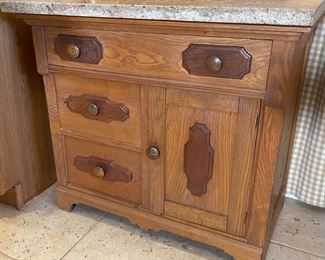 Antique Oak Cabinet Dry Sink	34 x 32 x 19in	HxWxD
