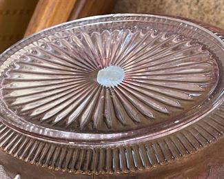 R Joina Banana Bot Antique glass	4 x 7.5 x 12	HxWxD
