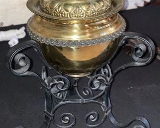 Antique Brass Oil Lamp Green Shade	24 x 10 x 10in	HxWxD
