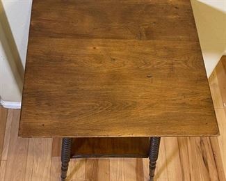 Antique Spindle leg Side Table	28x23x23in	HxWxD
