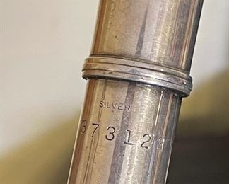 Artley Artist 7-0 Silver Flute Nogales Arizona	2 x 15.5 x 16.5	HxWxD
