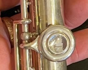 Artley Artist 7-0 Silver Flute Nogales Arizona	2 x 15.5 x 16.5	HxWxD
