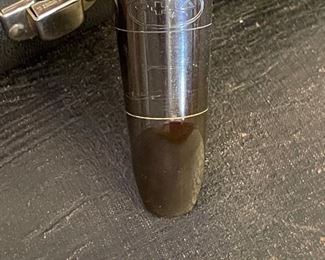 Artley Artist 7-0 Silver Flute Nogales Arizona	2 x 15.5 x 16.5	HxWxD
