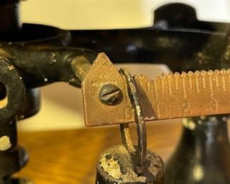 Antique Jacobs Bros  Cast iron Balance Scale	8 x 9 x 9	HxWxD
