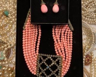 Statement Piece Set