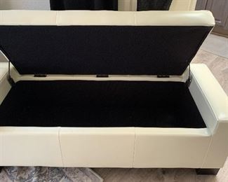 Leather Tufted Storage Bench Off-White