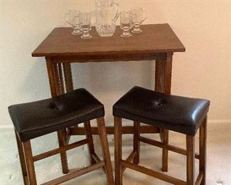 Small Mission Style Bar With Stools