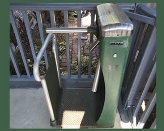 Real Turnstyle; Great Piece for Upcycling 