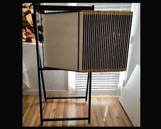 Excellent Display Stand