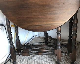 Vintage Walnut drop leaf table