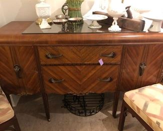 Art Deco waterfall buffet 