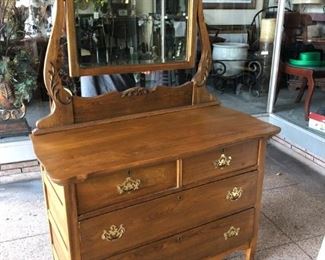 Vintage small dresser 
