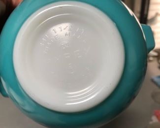 Pyrex Balloons Promotional Cinderella Bowl Chip and Dip Set 1958