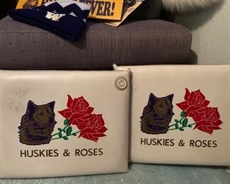 University of Washington Huskies & Roses Seat Cushions