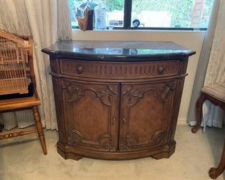 Drexel Heritage Bedroom Table