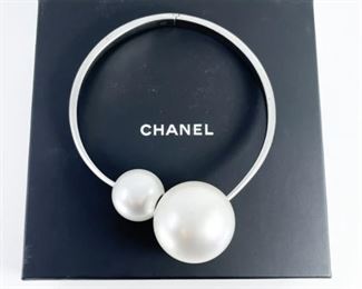 Chanel Costume Necklace Jewelry with Original Box