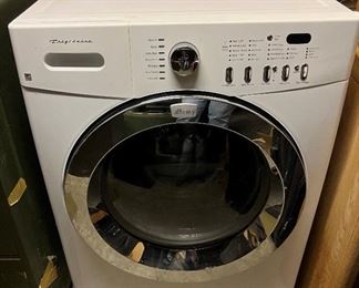 Here is a picture of the washing machine.  
