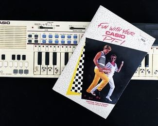 Casio PT-80 32-Key Mini Synthesizer (Works) w/ Book